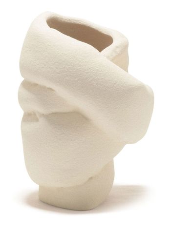 Completedworks Fold B56 sculpted vase - Bianco