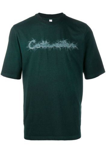 logo-embroidered T-shirt