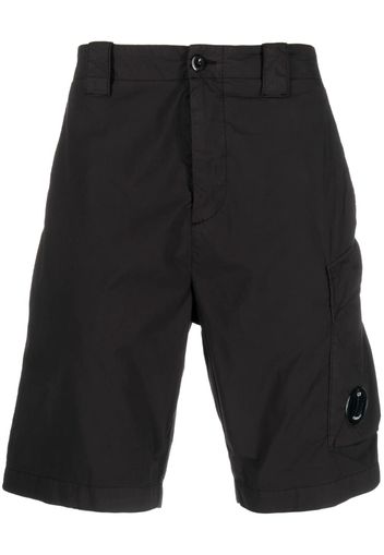 C.P. Company logo-patch cargo shorts - Nero