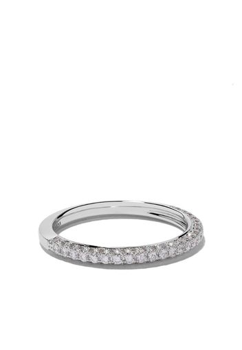 Anello ‘DB Darling Half Pavè Eternity’ in oro bianco 18kt e diamanti