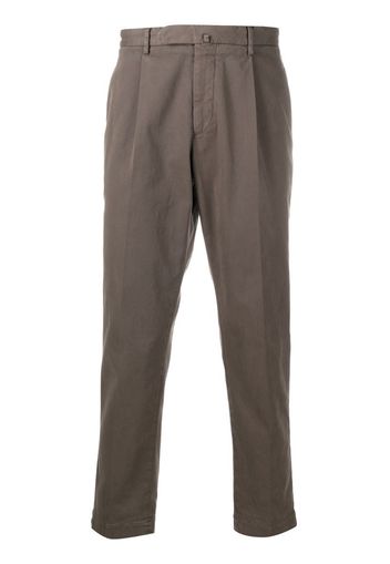 pleated waist trousers