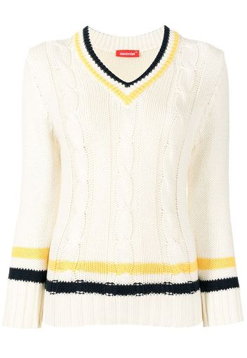 V-neck cable knit jumper