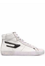 Diesel Sneakers alte con applicazione - Bianco