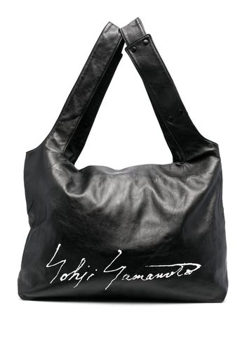 Discord Yohji Yamamoto Infinite Signature logo-print tote bag - Nero
