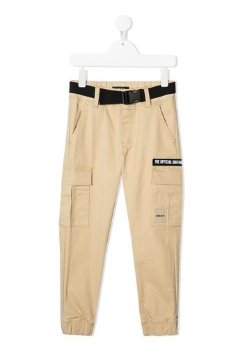 Dkny Kids logo-patch cotton cargo trousers - Toni neutri