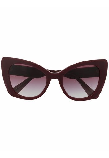 Dolce & Gabbana Eyewear logo-plaque cat-eye sunglasses - Rosso