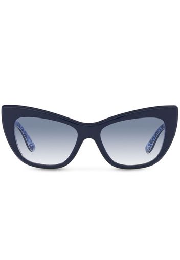 Dolce & Gabbana Eyewear tinted-lenses cat-eye sunglasses - Blu