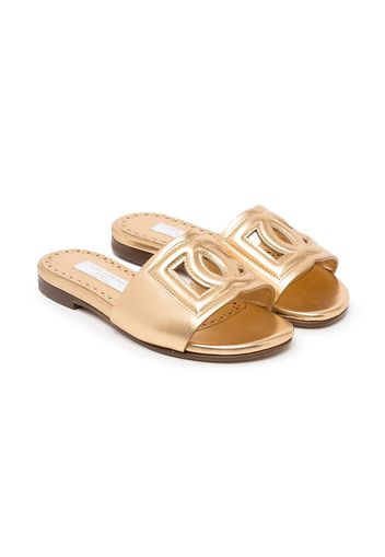 Dolce & Gabbana Kids logo-detail metallic-effect sandals - Oro