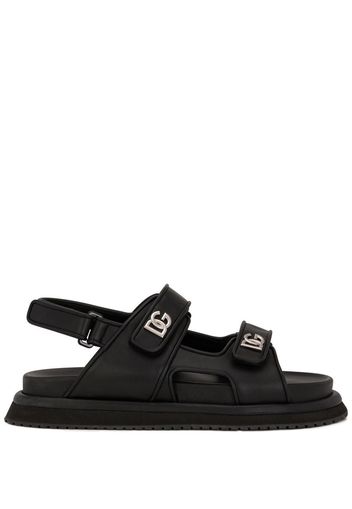 Dolce & Gabbana Sandali con placca logo - Nero