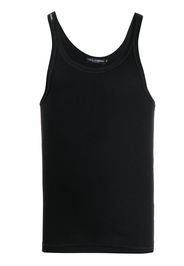 scoop-neck tank top