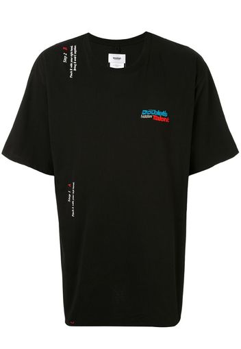 logo-embroidered T-shirt