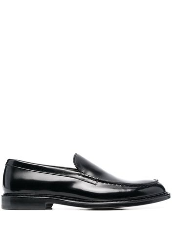 Doucal's almod-toe leather loafers - Nero