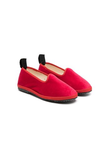 Douuod Kids slip-on velvet loafers - Rosso