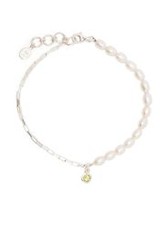 DOWER AND HALL LUNA WHITE PEARL,SILVER CHAIN AND PERIDOT DROP BRACELET - Argento