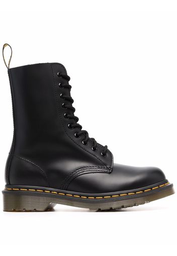 Dr. Martens 1490 lace-up combat boots - Nero