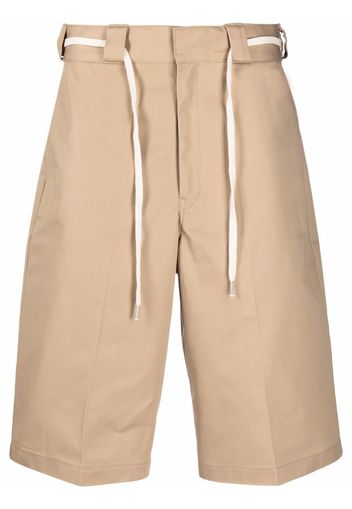 Drôle De Monsieur belted chino shorts - Toni neutri