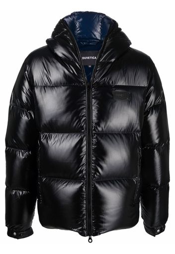 Duvetica logo-patch glossy puffer jacket - Nero