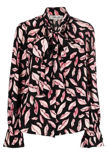 DVF Diane von Furstenberg lips-print pussy-bow blouse - Nero