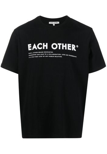 Each X Other T-shirt con stampa - Nero