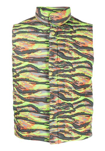 ERL camouflage-print quilted puffer gilet - Verde