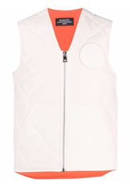 Etudes padded logo-patch vest - Toni neutri