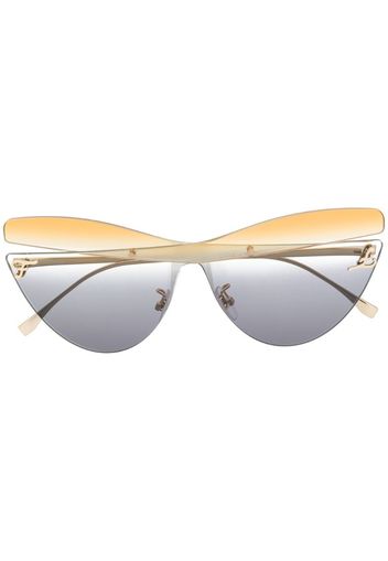 cat-eye sunglasses