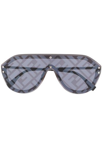 lens-logo geometric sunglasses