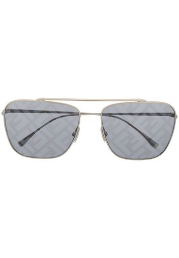 logo lenses aviator sunglasses