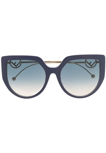 oversized cat-eye sunglasses