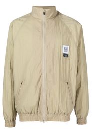 Fumito Ganryu logo patch windbreaker jacket - Marrone