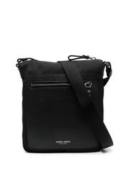 Giorgio Armani logo-debossed zip-fastening shoulder bag - Nero