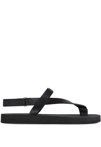 thong strap sandals