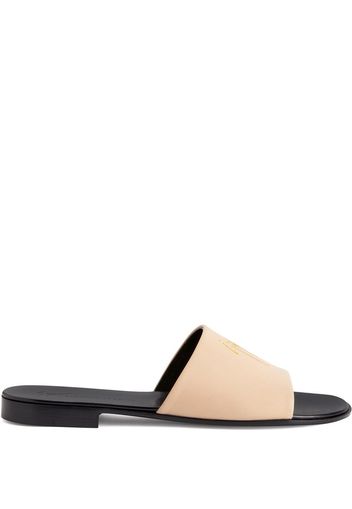 Giuseppe Zanotti embroidered logo sandals - Toni neutri