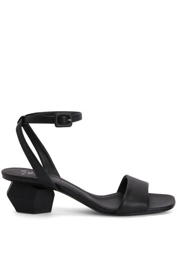 Giuseppe Zanotti Sandali Rozalie Strap con tacco largo - Nero