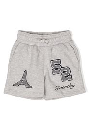 Givenchy Kids patch-detail track shorts - Grigio