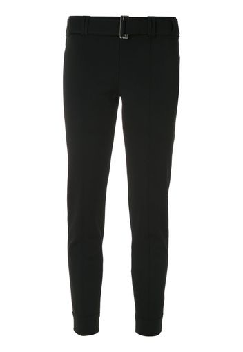 Pantaloni crop con cintura