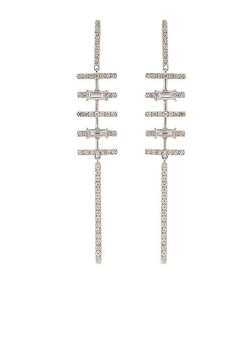 18kt white gold diamond baguette bar earrings