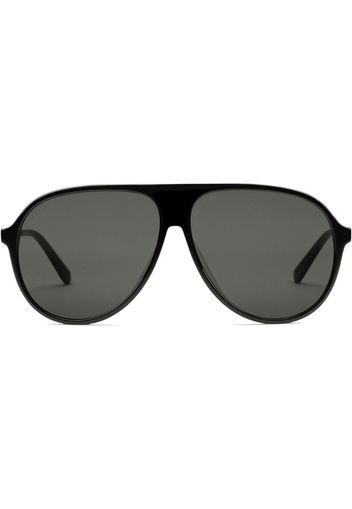 Occhiali da sole modello aviator