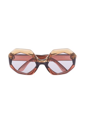 Gucci Eyewear Occhiali da sole con placca logo - Rosa