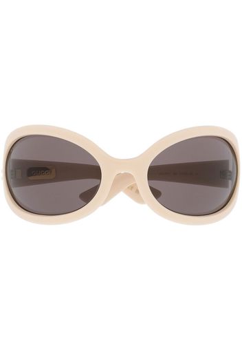 Gucci Eyewear oversized-frame logo-arm sunglasses - Toni neutri