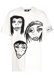 Haculla T-shirt They're Watching - Bianco