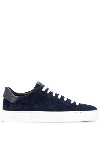 contrast-panel low-top sneakers