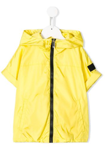 short-sleeved hooded jacket