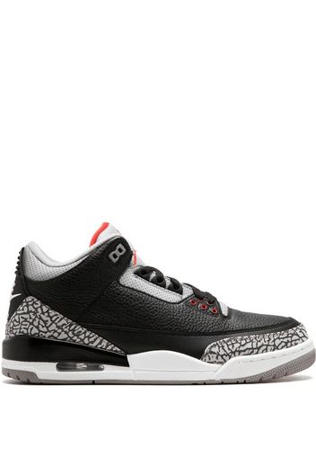 Air Jordan 3 Retro sneakers