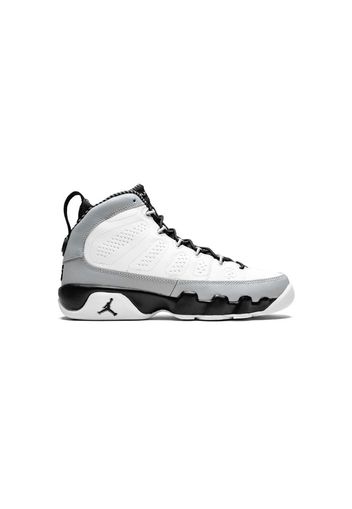 Sneakers Air Jordan 9 Retro BG