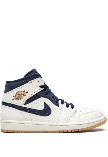 Air Jordan 1 Mid Jeter sneakers