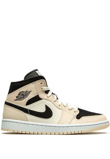 Wmns Air Jordan 1 Mid sneakers