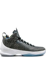 Sneakers Melo M11