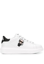 Ikonik Karl sneakers