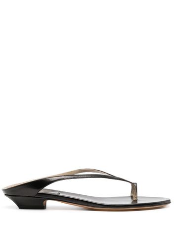 KHAITE Marion leather flat sandals - Nero